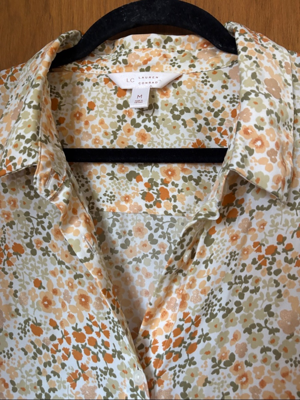 LC Lauren Conrad Button Down Floral Tie Waist Blouse - Picture 3 of 9